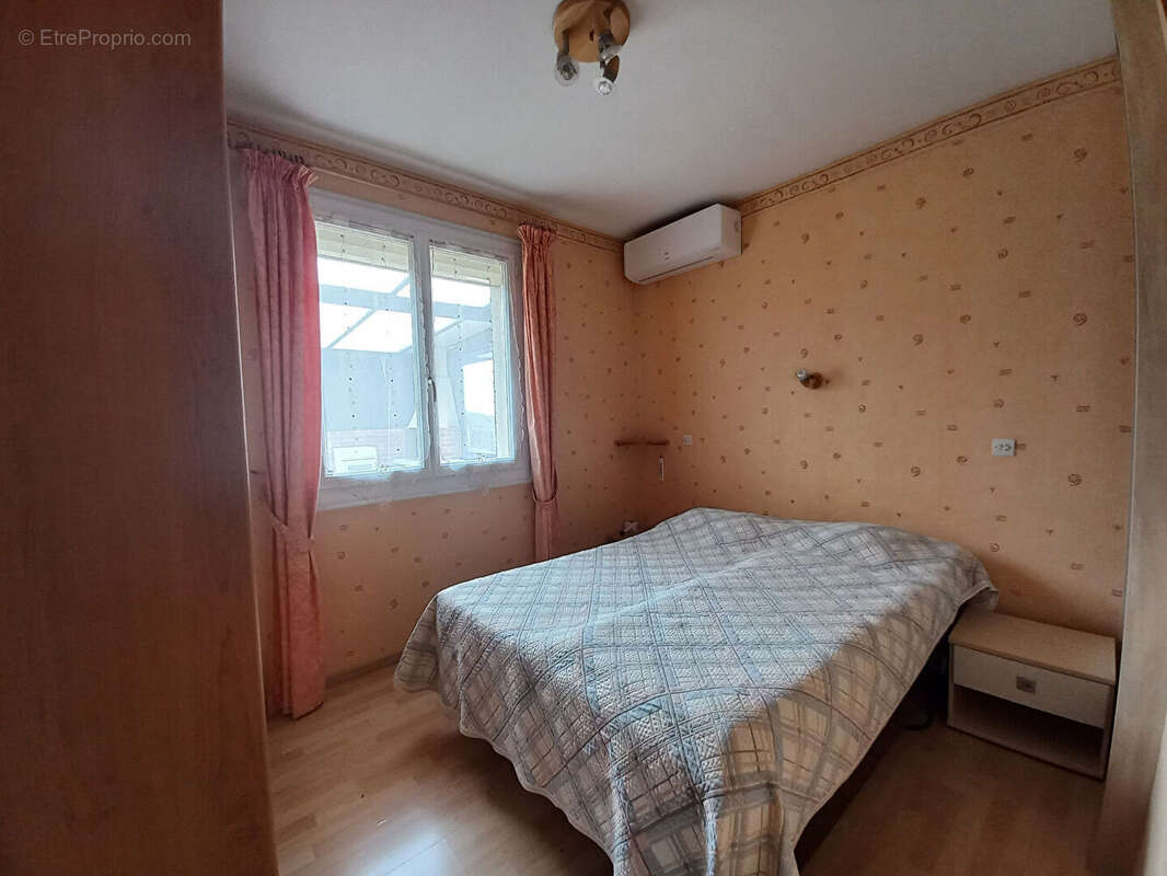 Maison à CHERRE