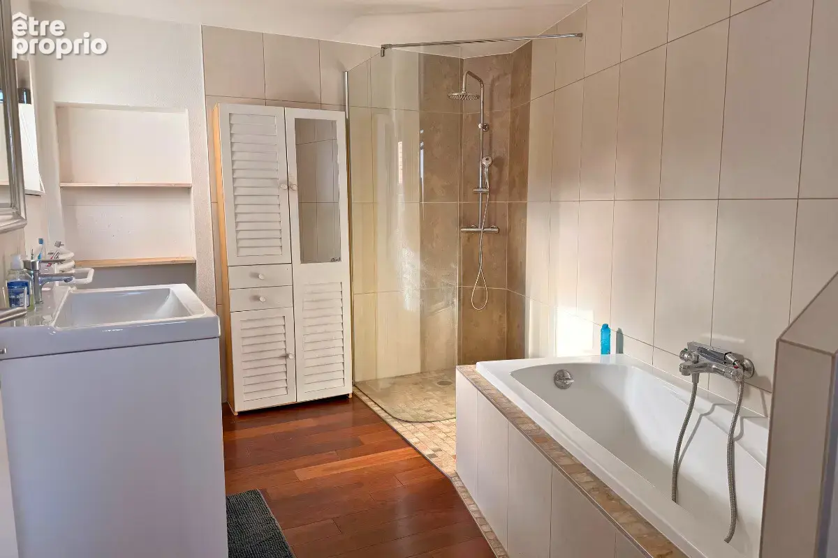 Maison de maître + appartement indépendant – fort potentiel - photo 7