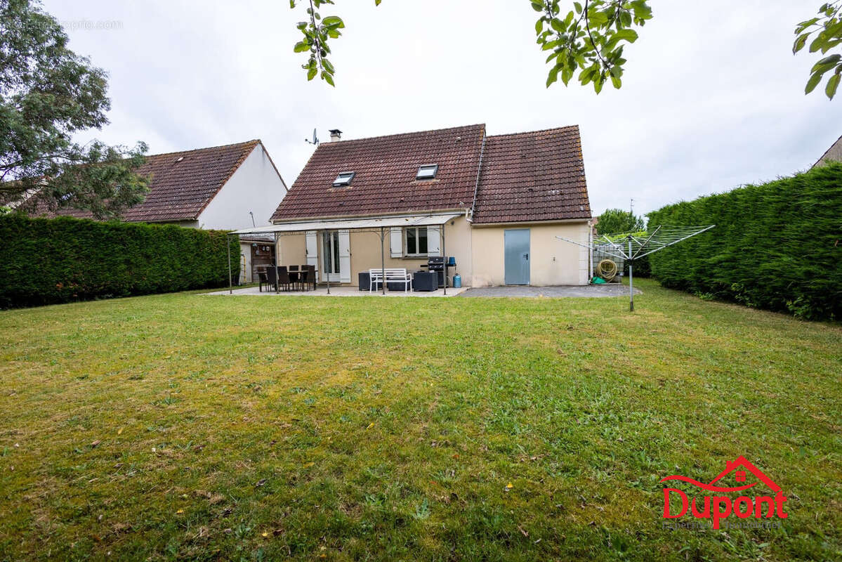Maison à ROZAY-EN-BRIE
