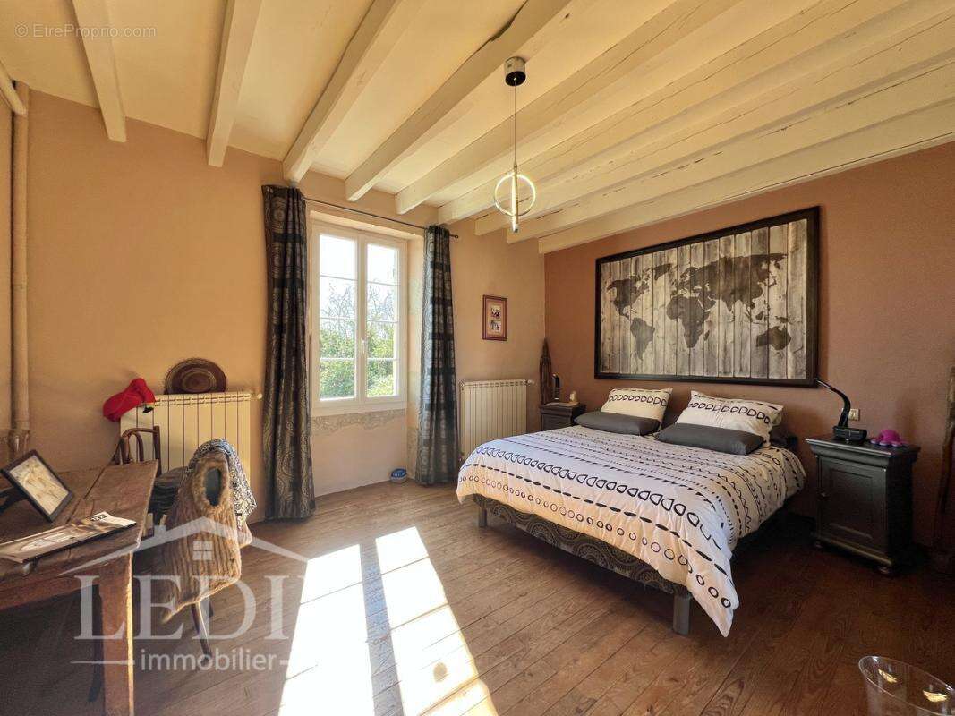 Maison à CASTELJALOUX