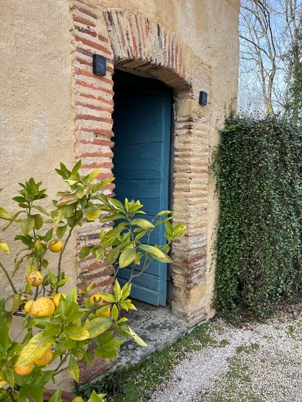 ELEGANT CHATEAU XVIIIs, sans travaux, sur 1 hectare clos de murs, jardin paysagé, chapelle, orangerie, dépendances, pour famille - photo 27