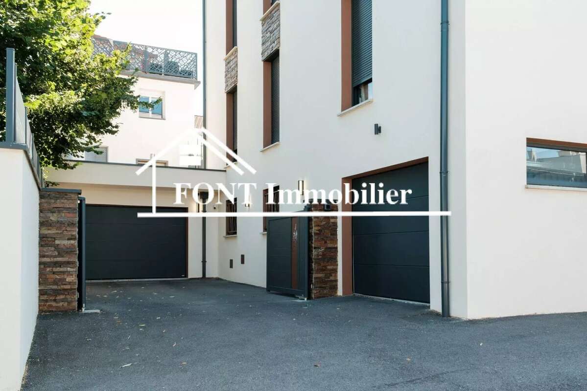 Appartement à SAINT-ETIENNE
