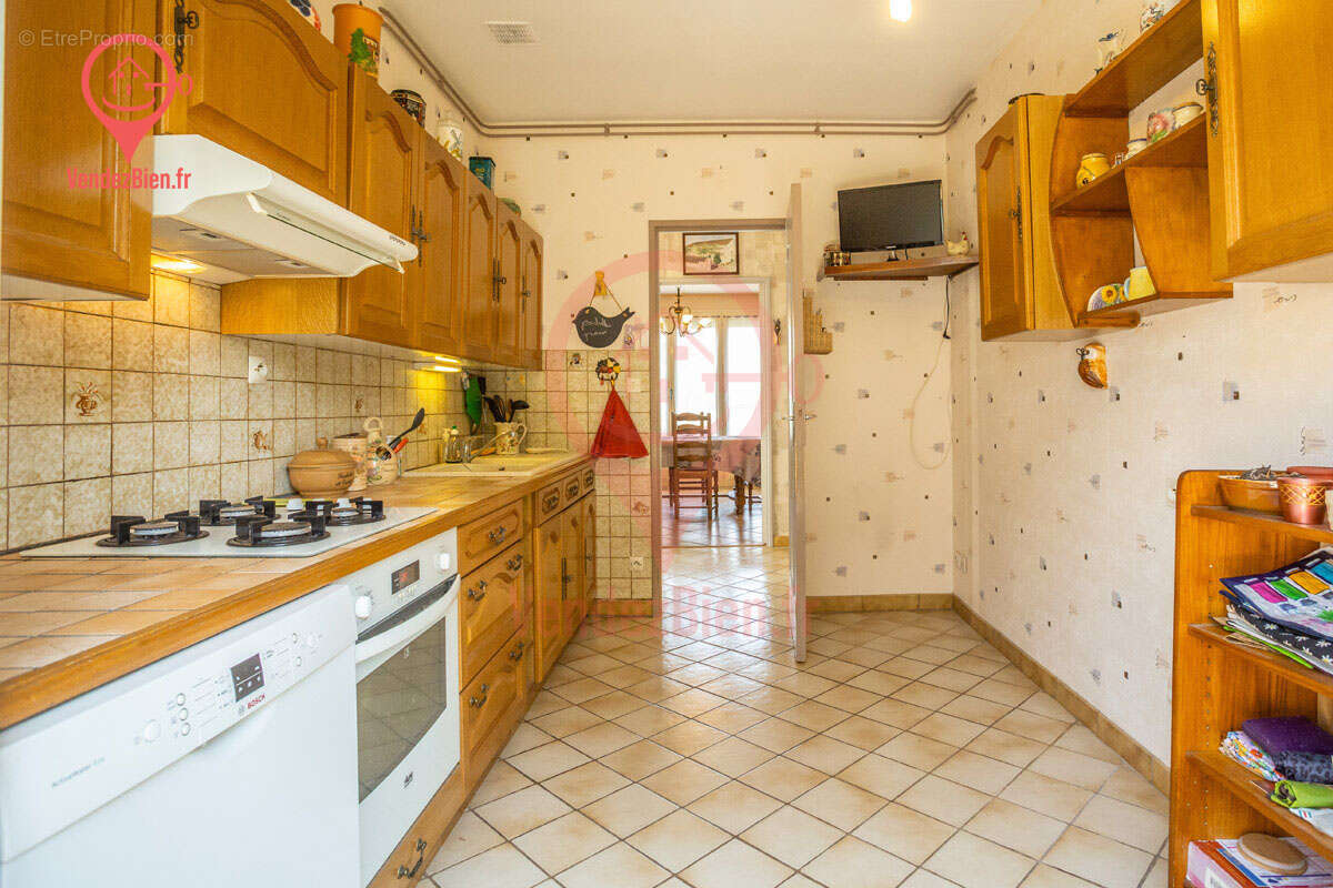 Département Cher 18 - à St Doulchard, Maison individuelle de 96 m2 habitables - photo 5