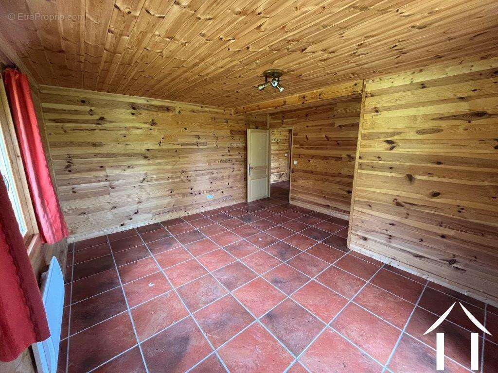 Maison à VAL-MARAVEL