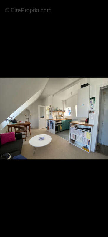 Appartement à PARIS-18E