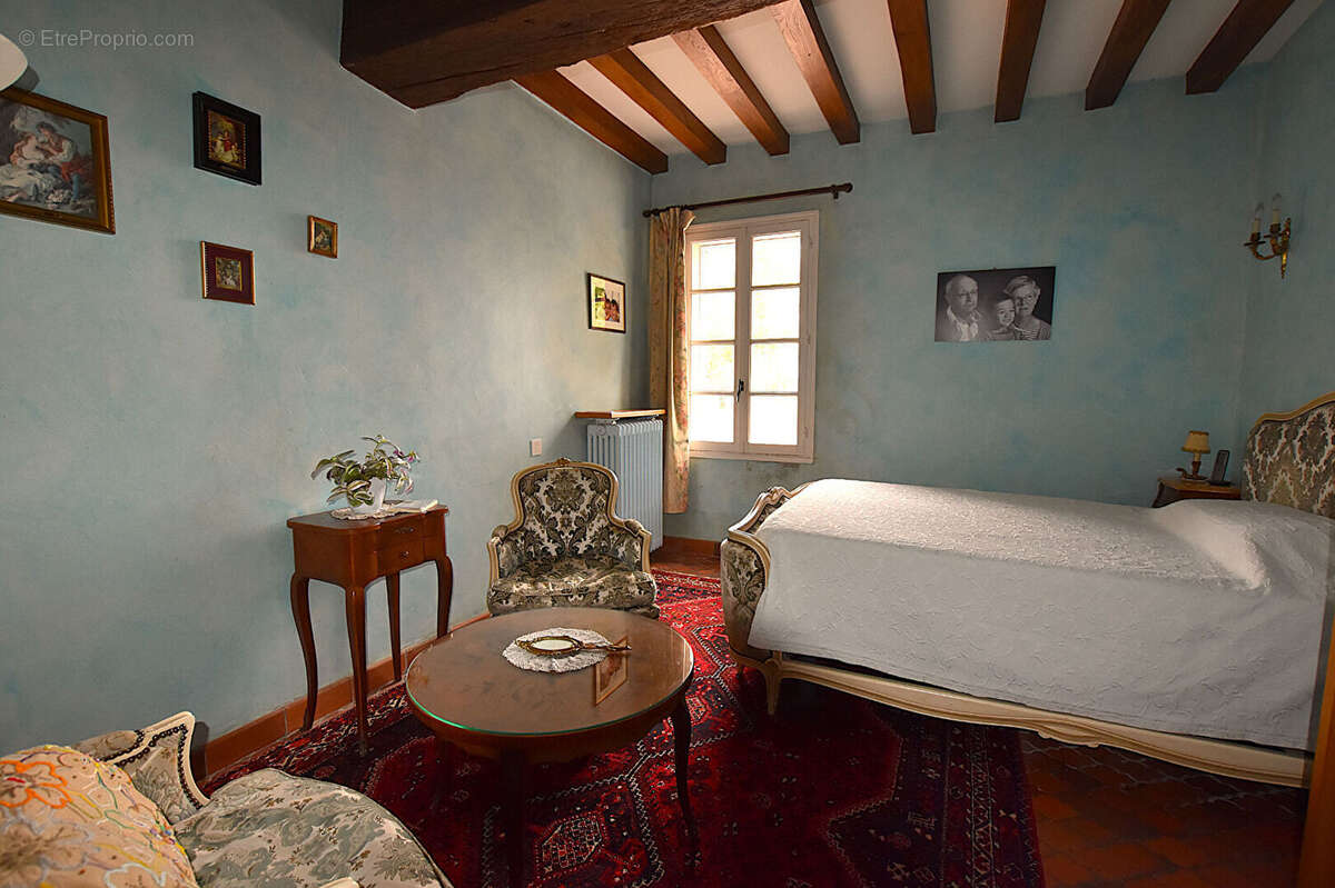Maison avec cachet et beau terrain : - photo 14