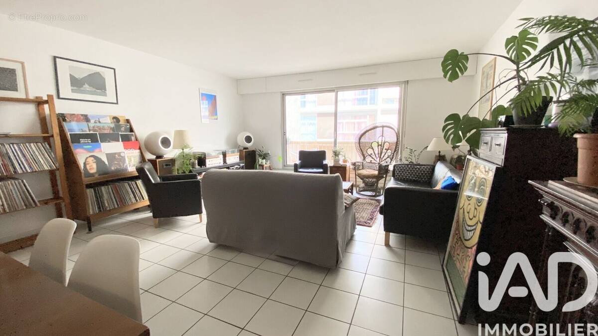 Photo 1 - Appartement à PARIS-20E