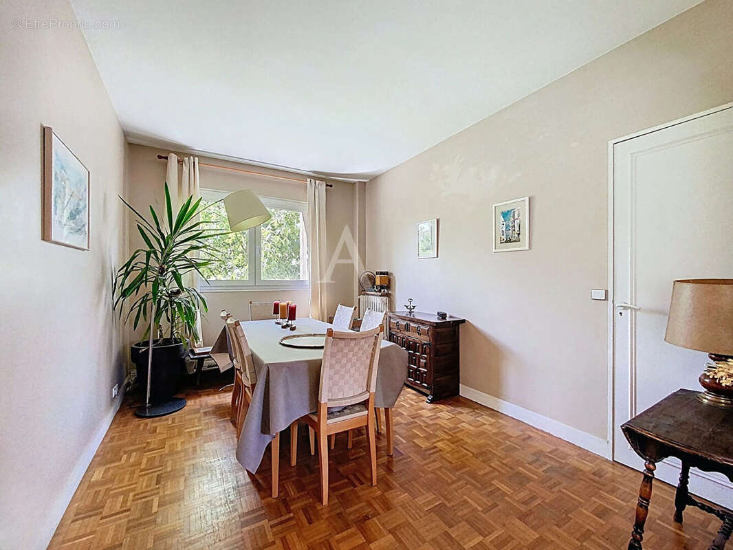 Appartement à SAINT-GERMAIN-EN-LAYE