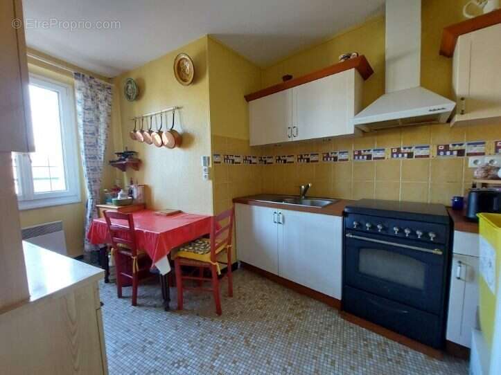 Maison 72 m² à Granville  - photo 5