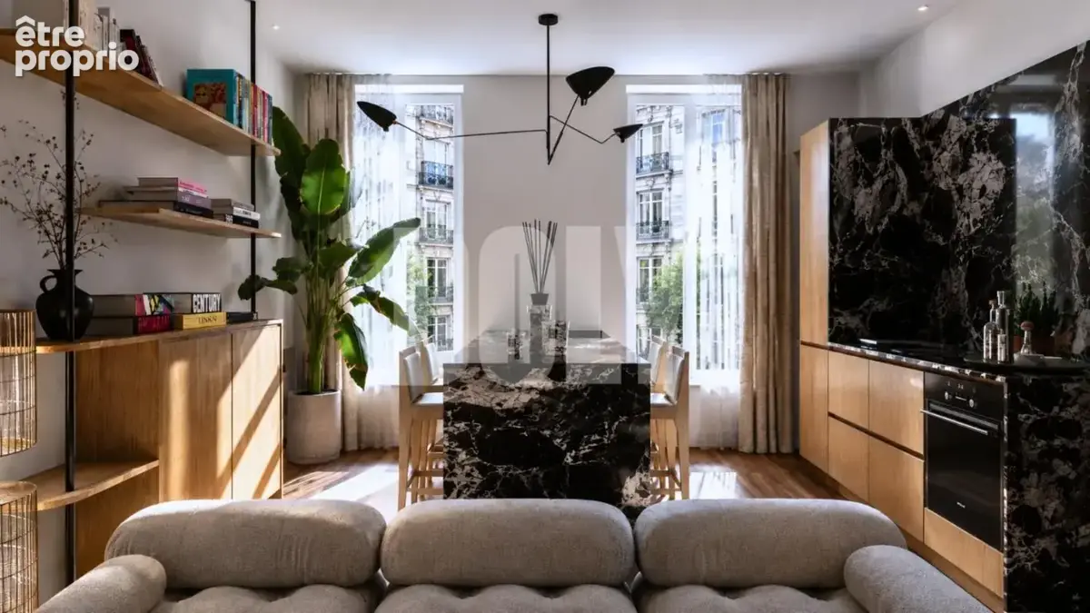 Appartement à PARIS-16E