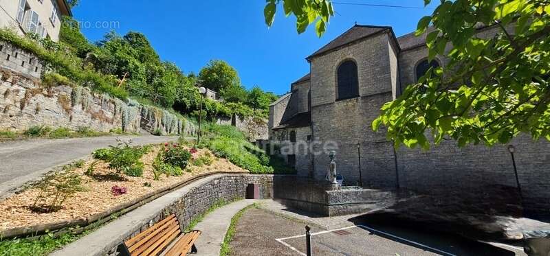Appartement à SALINS-LES-BAINS