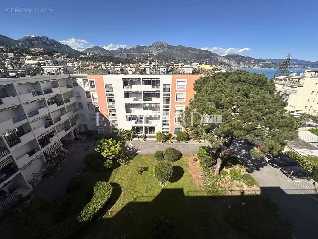 Appartement à ROQUEBRUNE-CAP-MARTIN