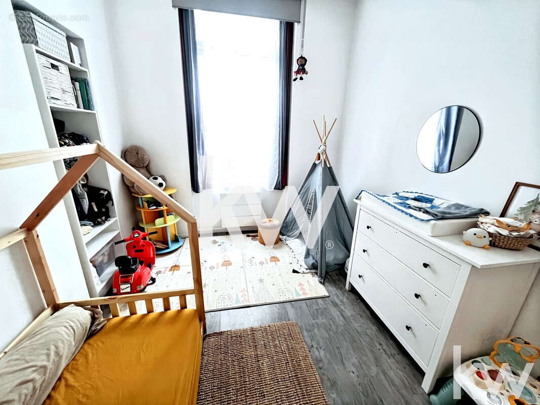 Appartement 118 m² à Saint-Etienne  - photo 3