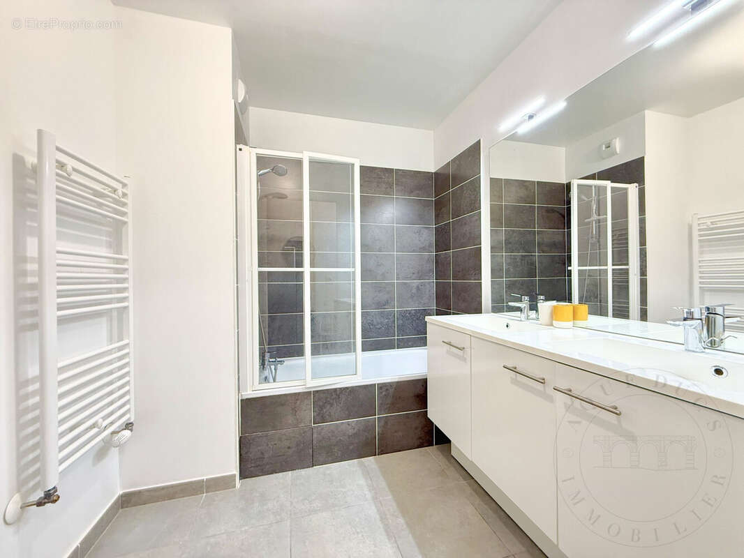 Appartement à CHAPONOST