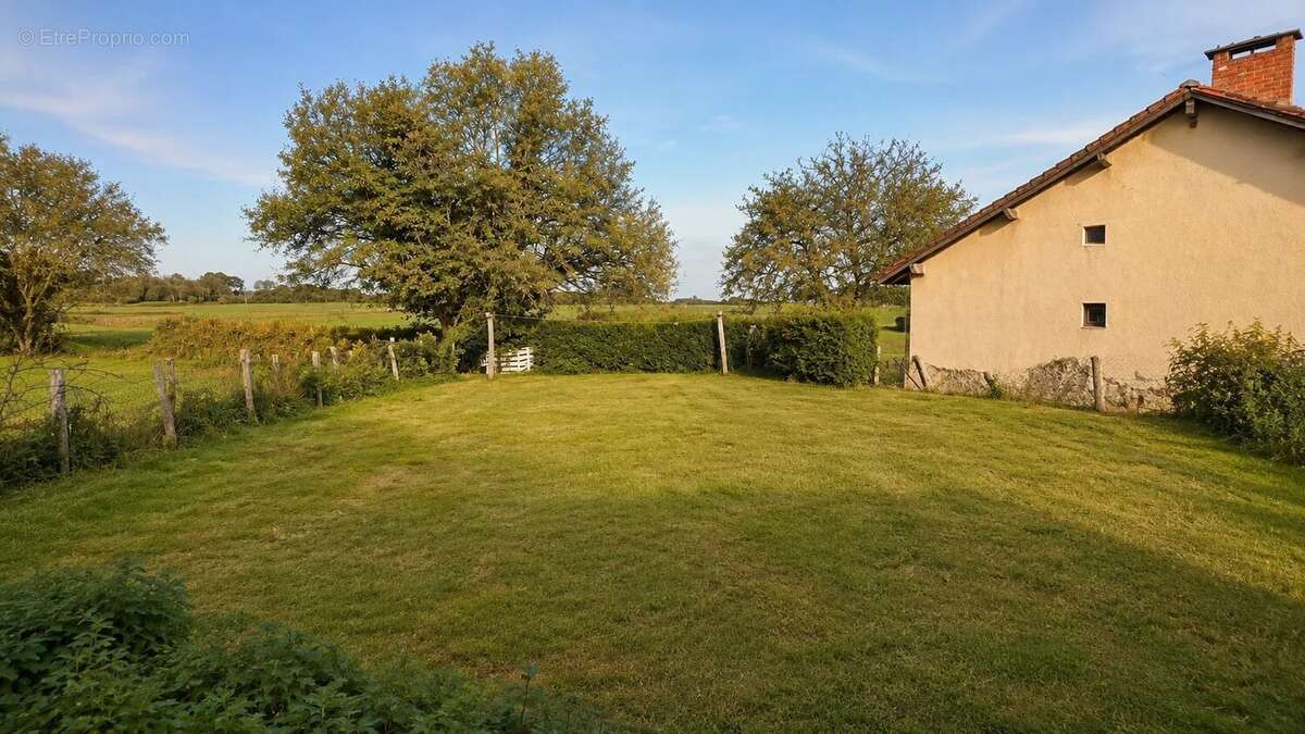 Maison 97 m² à Dournazac  - photo 2