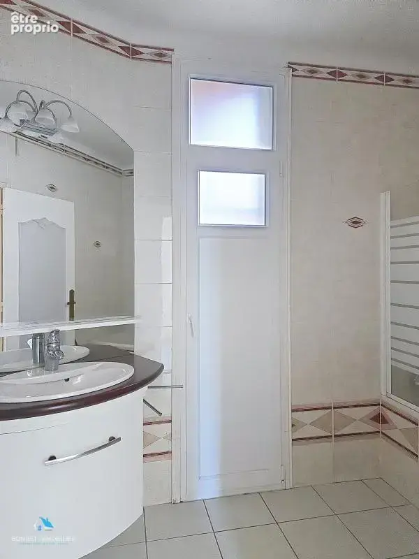 Appartement  de caractère type T3 - 2 chambres - Beaux volumes - photo 15
