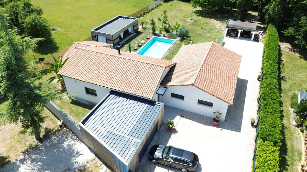 Maison à SAINT-MEDARD