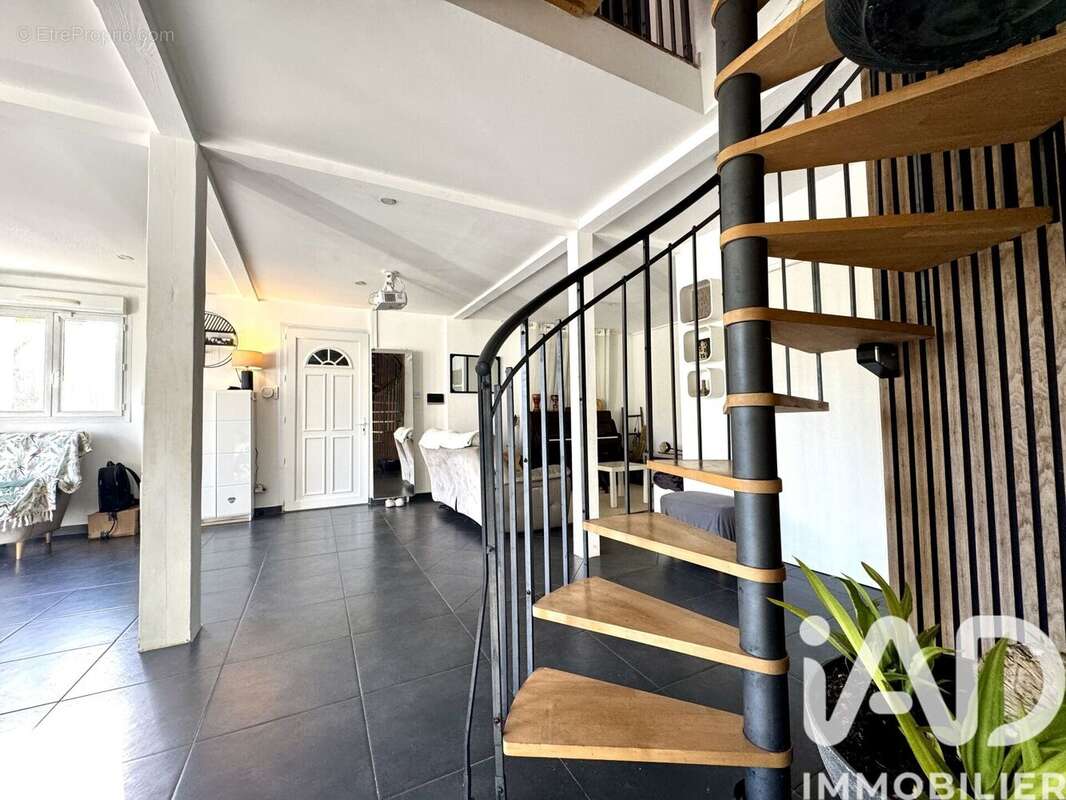 Photo 6 - Maison à LATTES