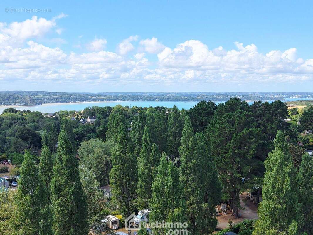 Maison 97 m² à Tredrez-Locquemeau  - photo 2