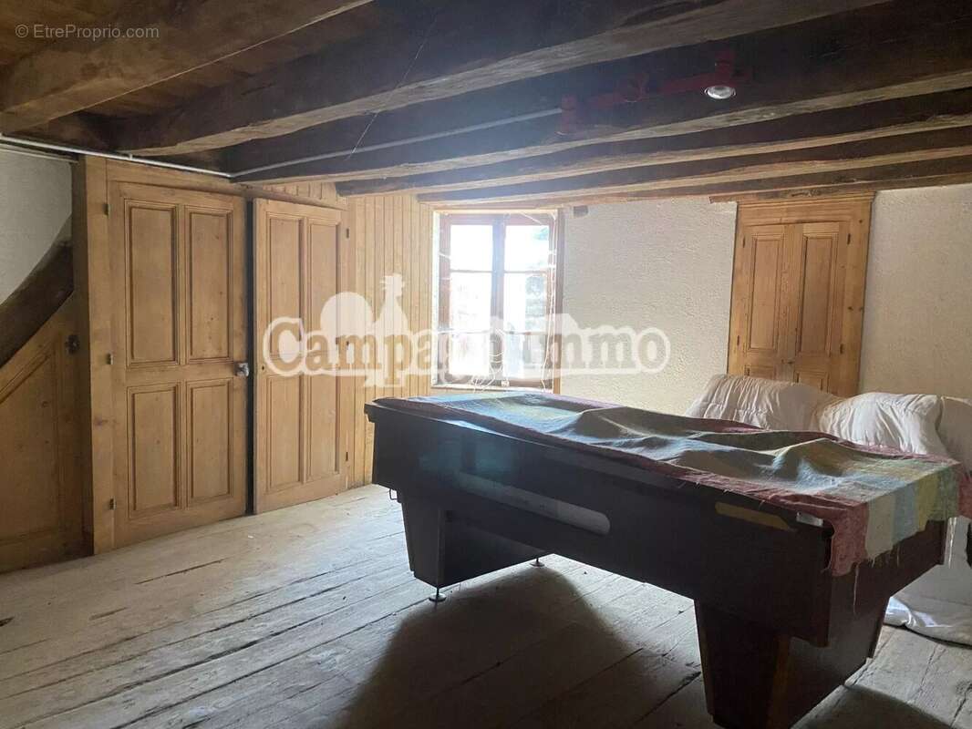 Maison à SAINT-JUST-D&#039;AVRAY