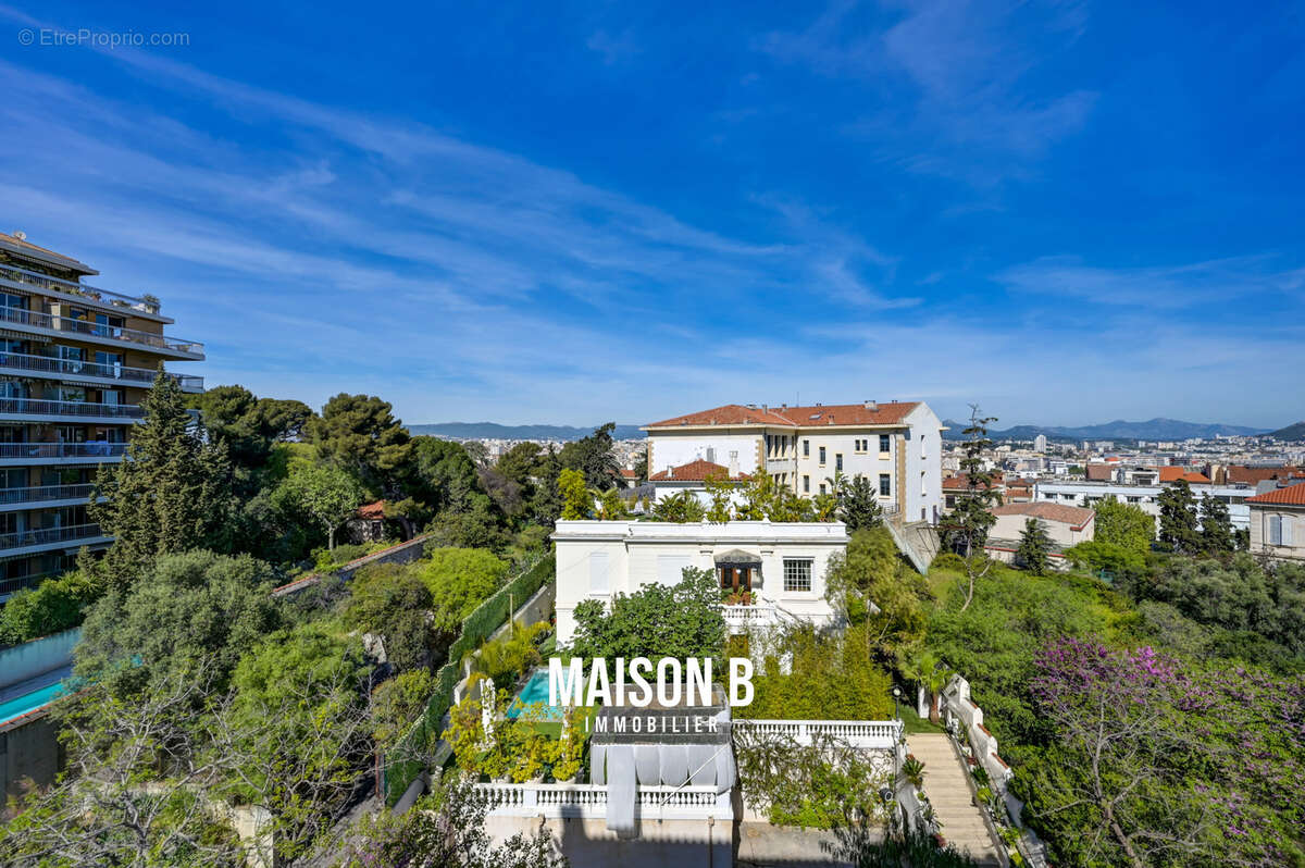 Appartement à MARSEILLE-8E
