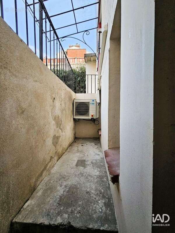 Photo 6 - Commerce à CACHAN