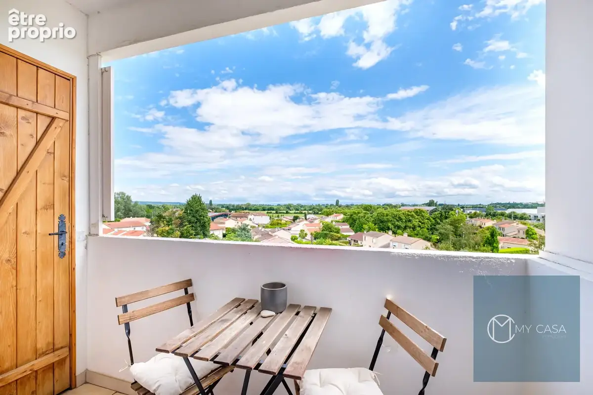 Appartement à VAULX-EN-VELIN