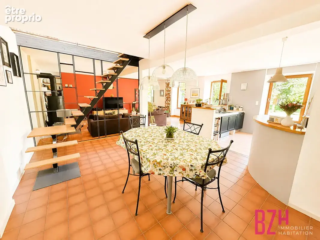 Maison de charme en pierre 7 pièces avec dépendance -atelier- four a pains et puits - photo 5