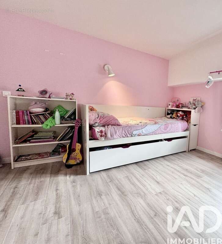 Photo 7 - Maison à LE CHAMBON-FEUGEROLLES