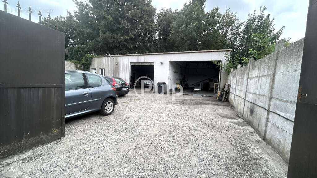 Autre à FOUQUIERES-LES-LENS