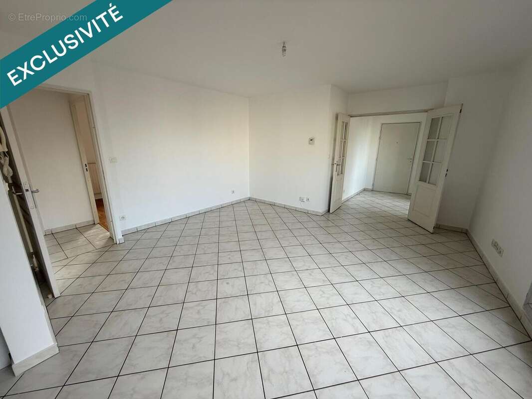Photo 2 - Appartement à VILLEURBANNE