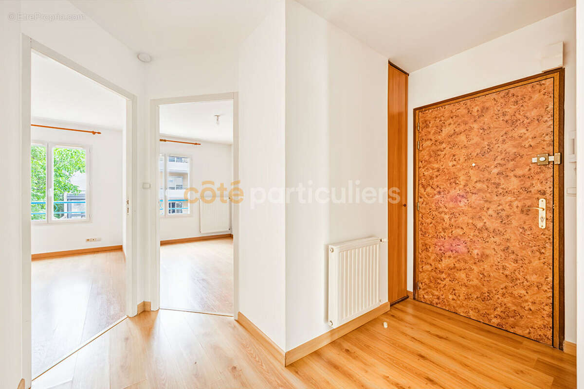 Appartement à SAINTE-LUCE-SUR-LOIRE