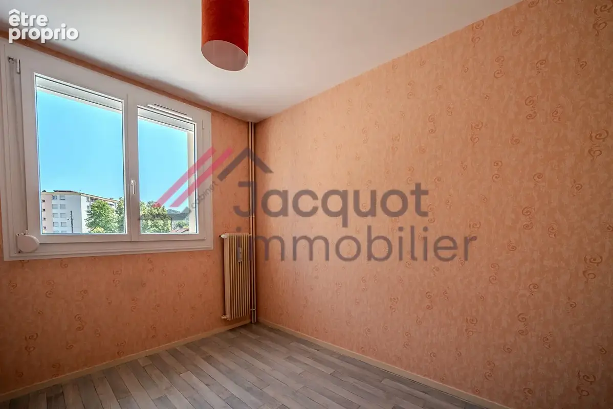 Appartement 3 pièces 70 m² à vendre à Lons-Le-Saunier (39000) - photo 6