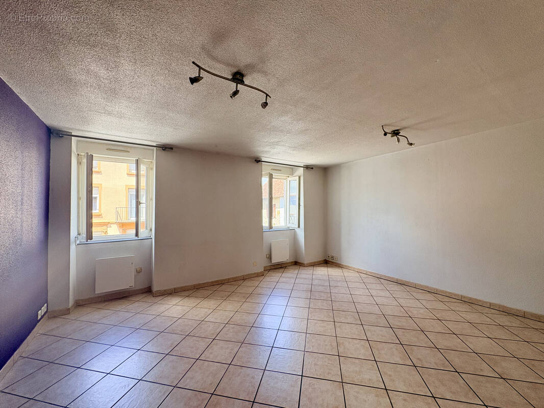 Appartement à LA BATIE-DIVISIN