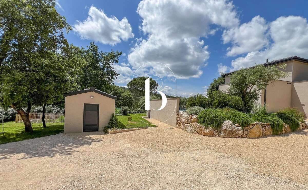 Maison à BARJAC