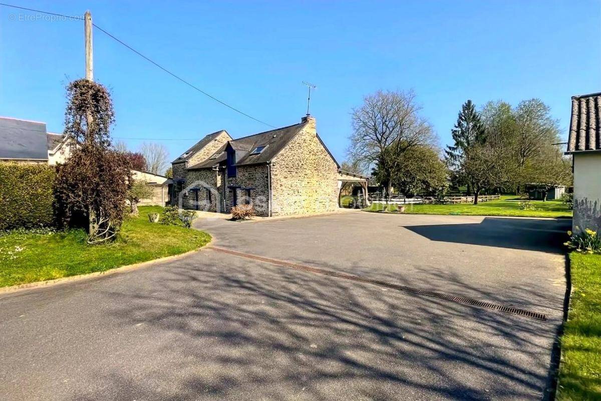 Maison à CHATEAUBOURG