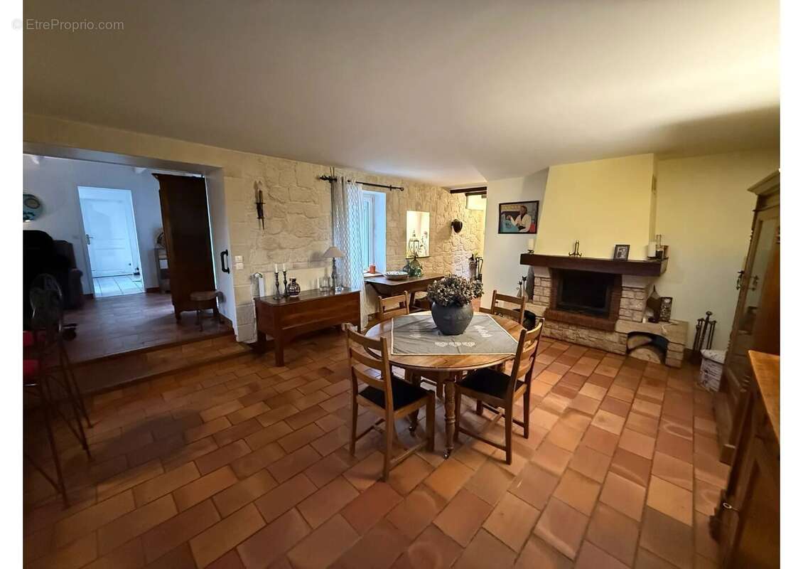 Maison à CROUY-SUR-OURCQ