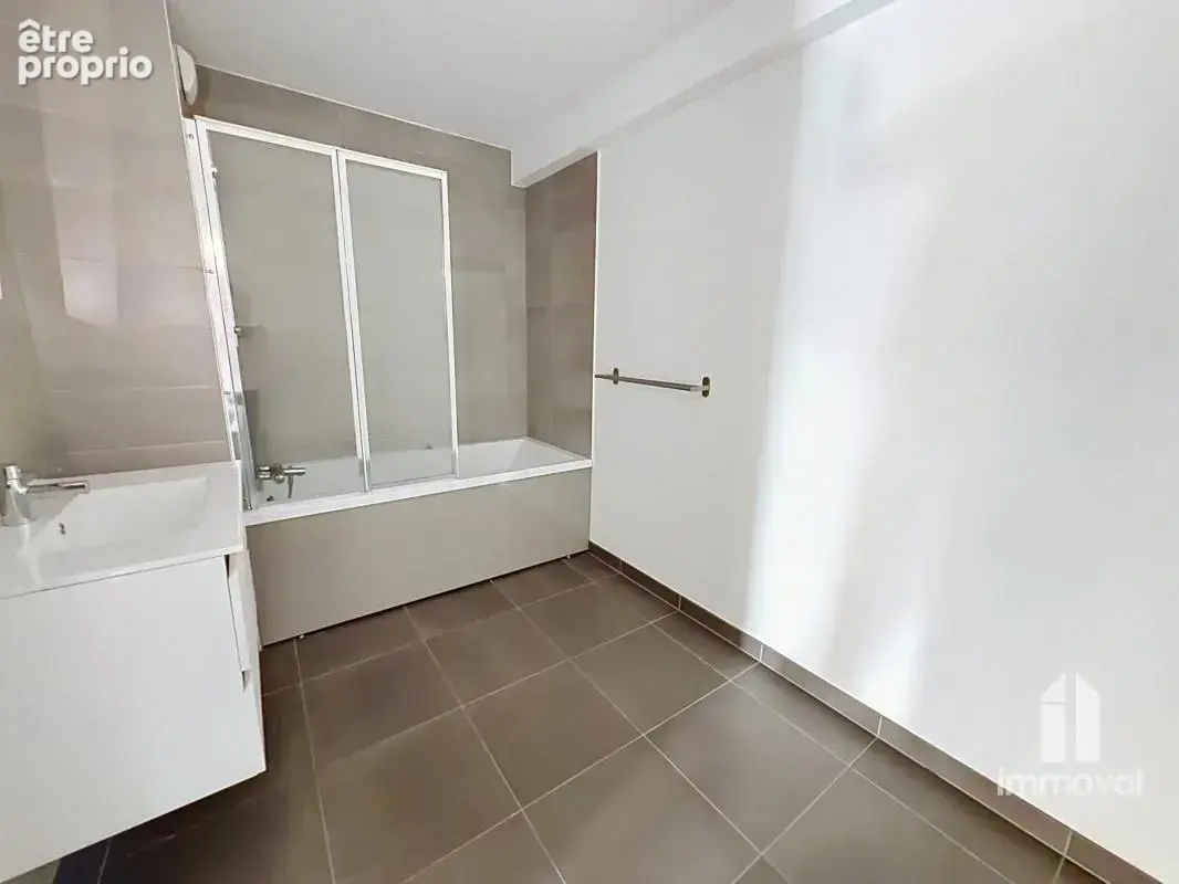 DEUX-RIVES - T3 - 85,15m2 - photo 7