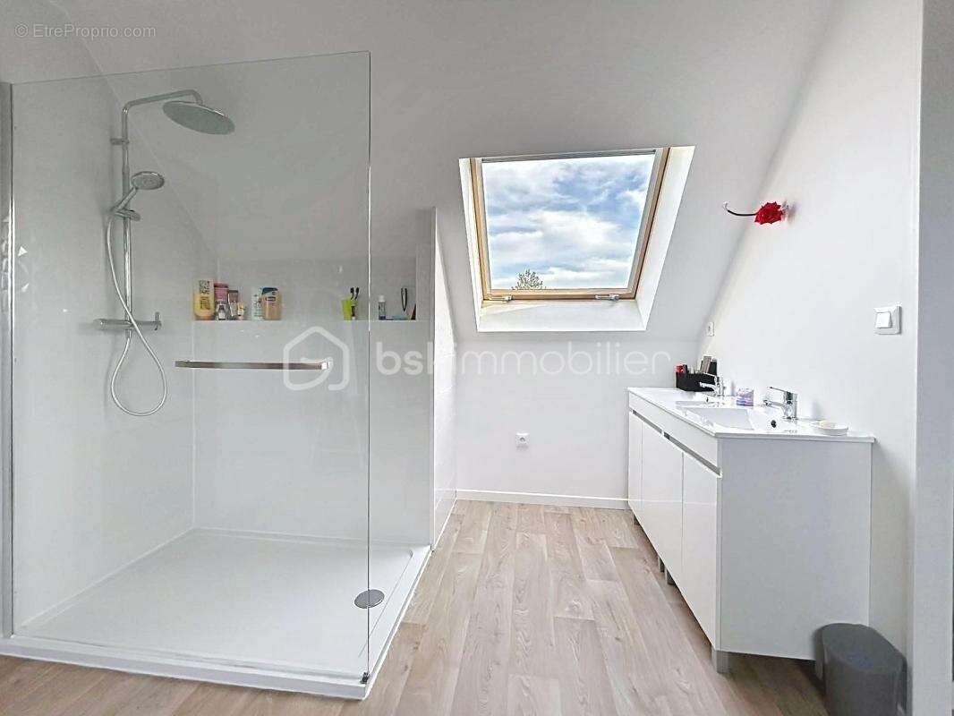 Maison à MALESHERBES