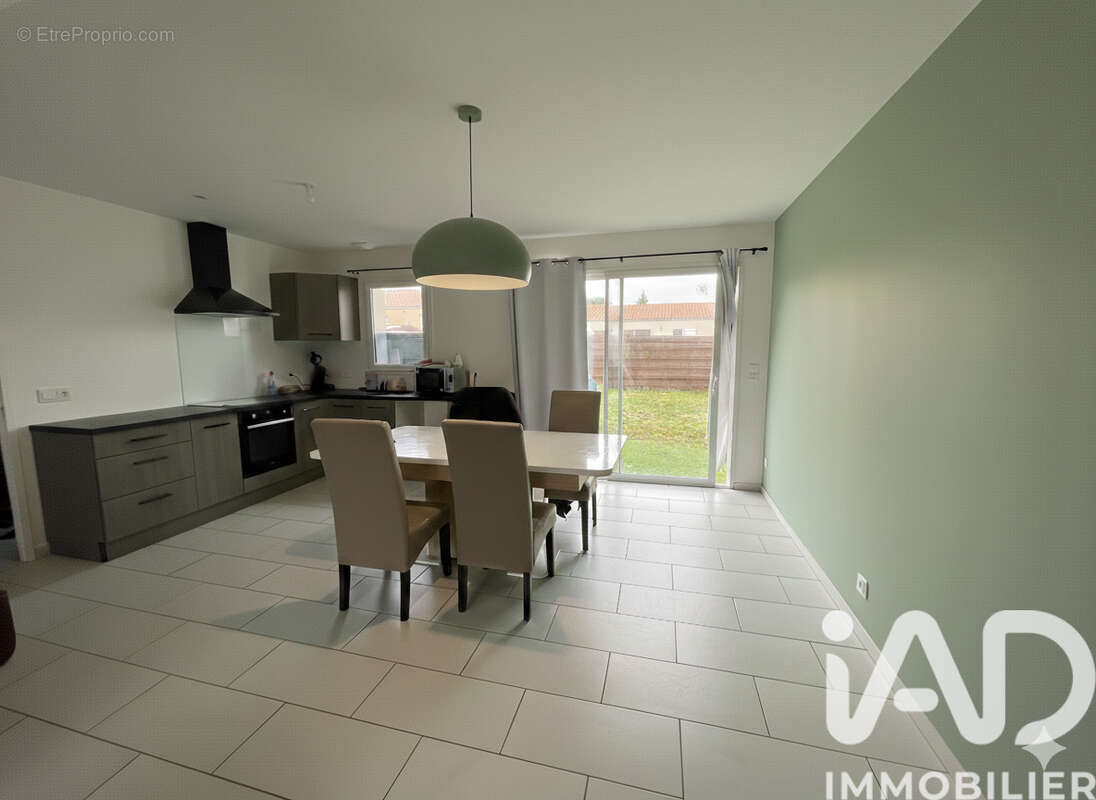 Photo 4 - Maison à MONTGUYON