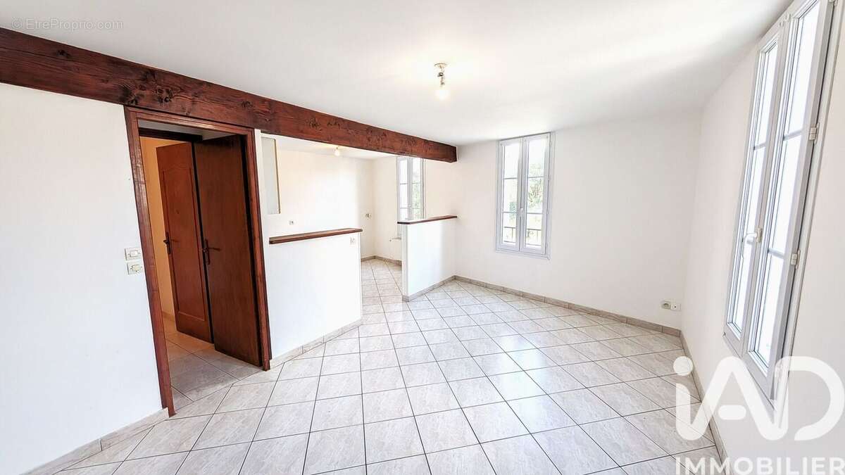 Photo 9 - Maison à MONTENDRE