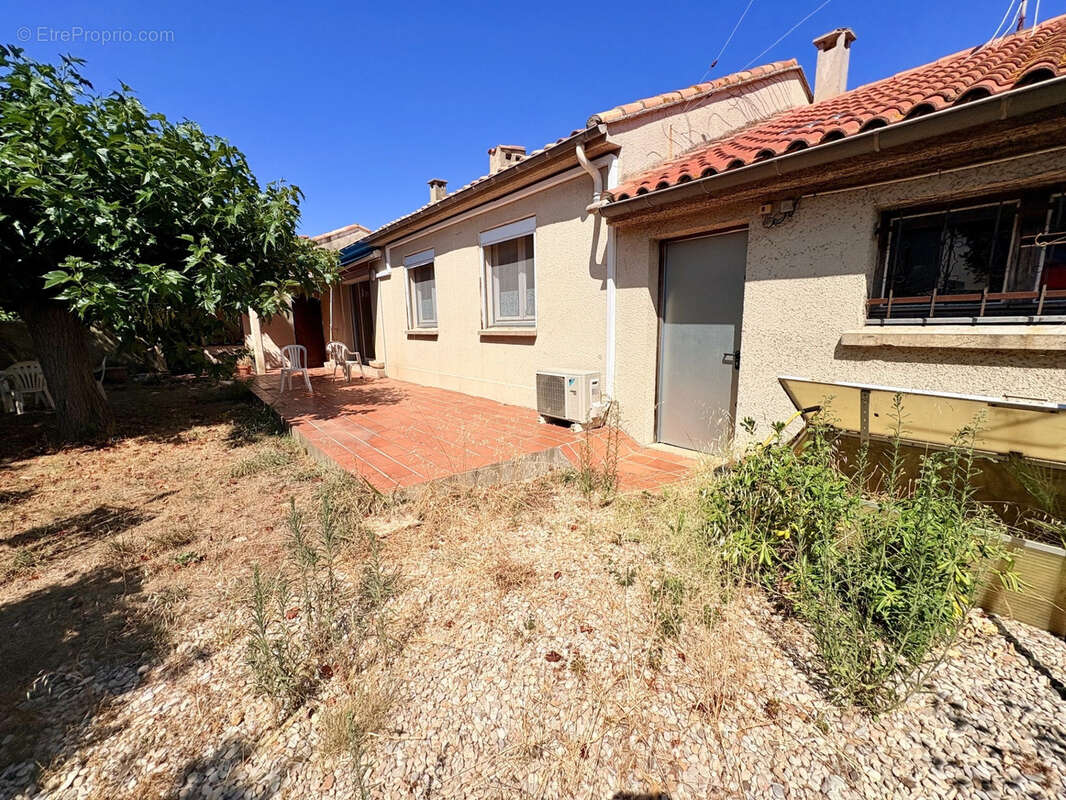 Villa de plain-pied 100m2 + Garage + Terrain 445m2 - photo 9