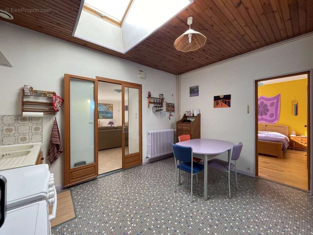 Maison à SAINT-SEBASTIEN-SUR-LOIRE