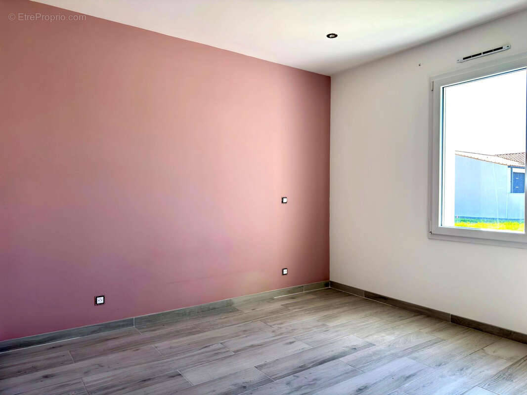 Maison à CHAILLE-LES-MARAIS