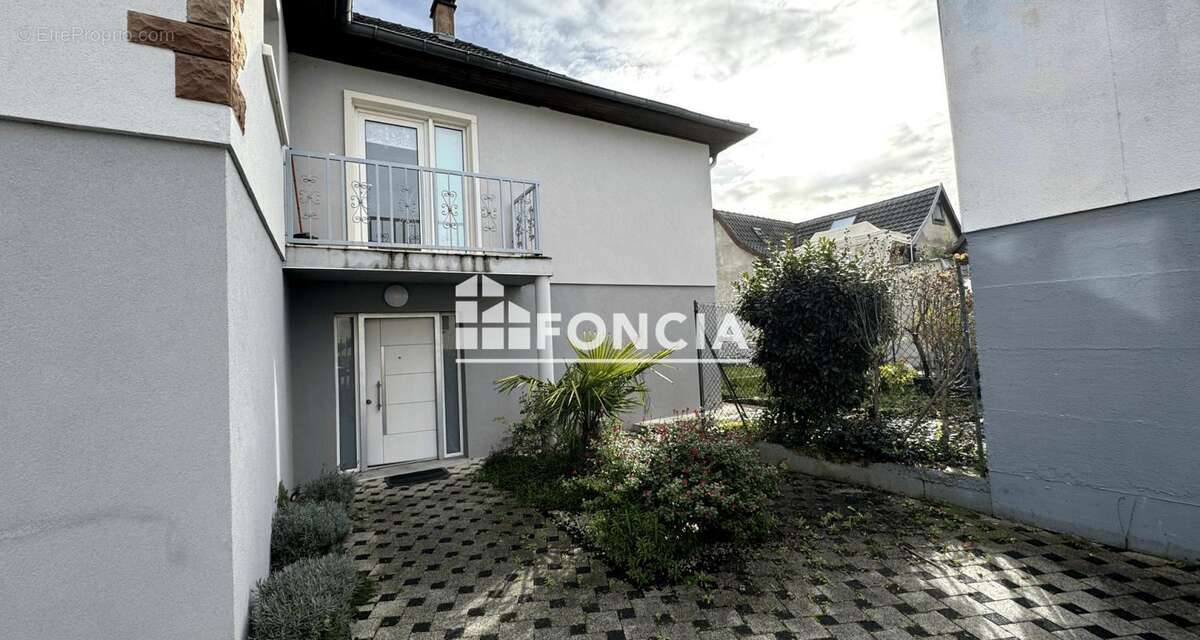 Maison haut de gamme rénovée avec piscine – Kirchheim – 226 m² – À 20 min de Strasbourg - photo 9
