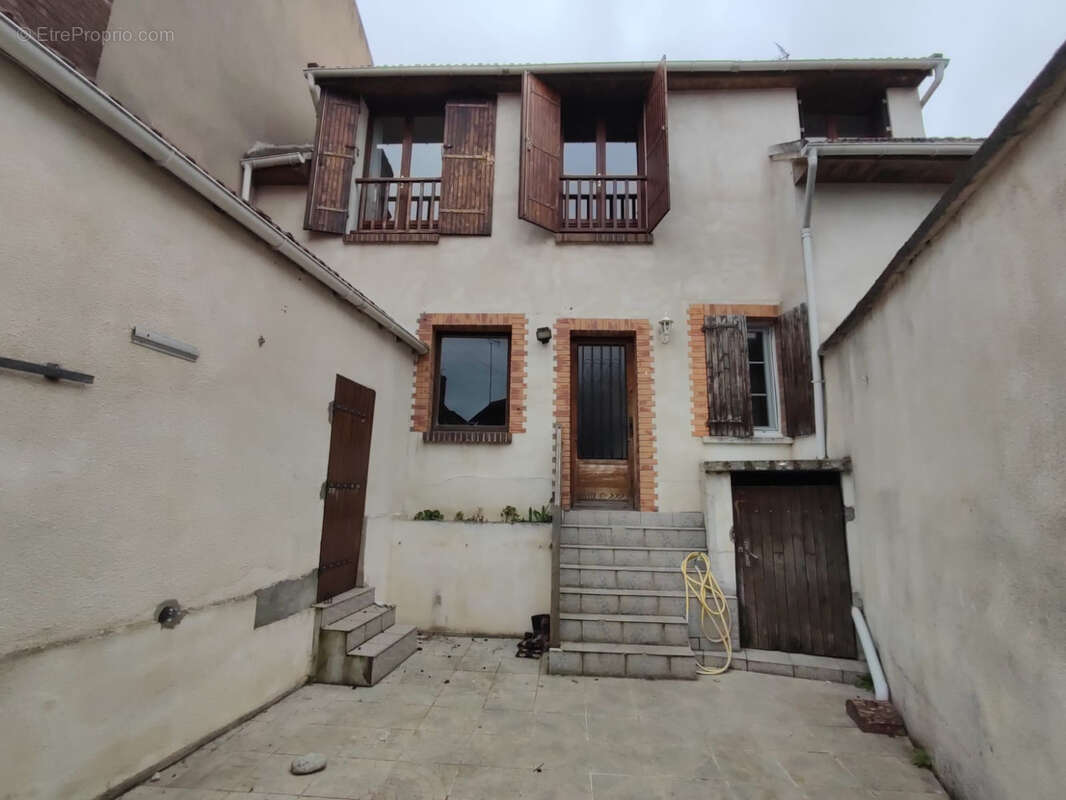 Maison 4 chambres jardin GALLARDON - photo 9