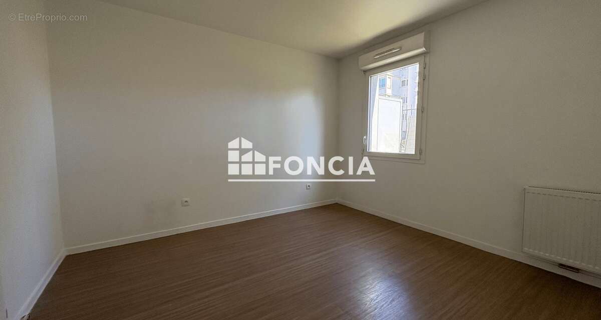 Appartement à ATHIS-MONS