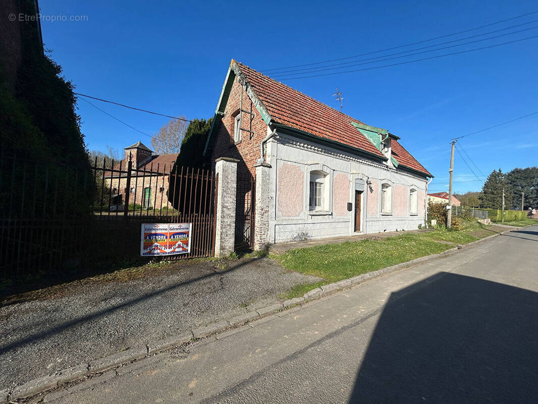 Maison à SAINT-LEGER