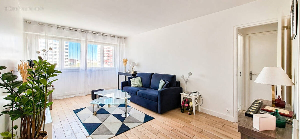 Appartement à COLOMBES