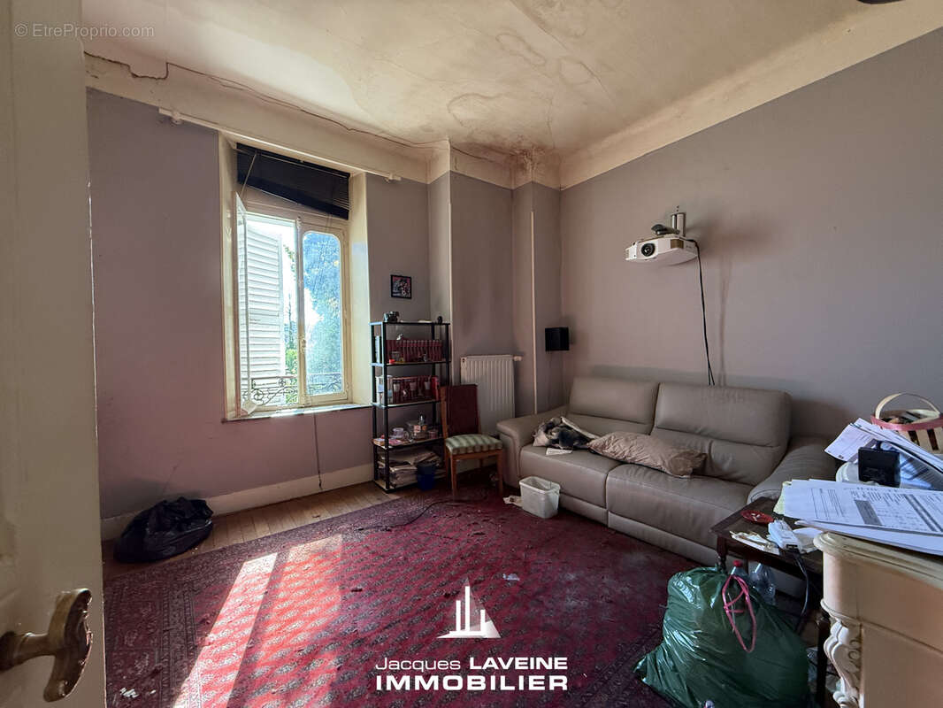 Maison à PAGNY-SUR-MOSELLE